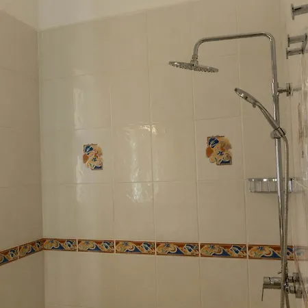 Aether Modern In Ialyssos Apartament *